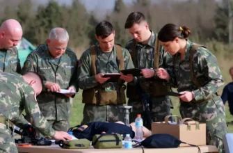 A group of veterans of the Special Military Operation (SVO) in Orenburg are participating in a skills competition. They are demonstrating various skills, such as first aid, equipment maintenance, and tactical exercises. The scene should be outdoors, with a backdrop of the Orenburg landscape. Focus on camaraderie and skill demonstration.